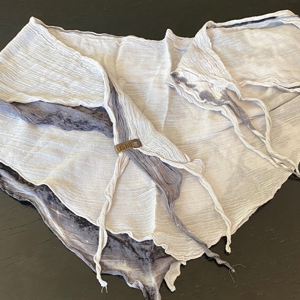 Y2K Diesel layered White and Gray Scarf